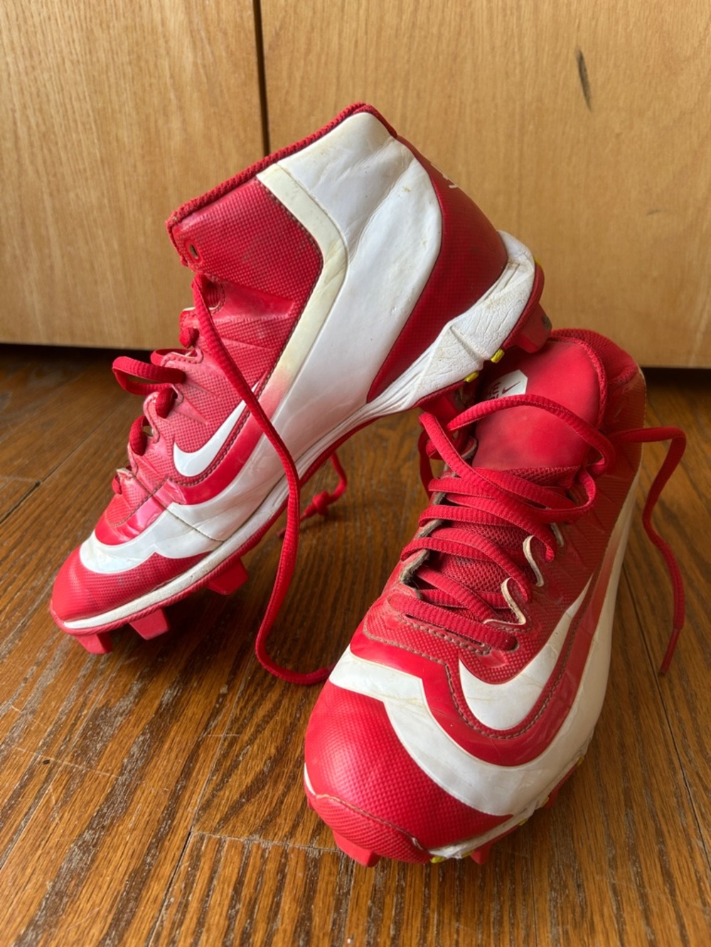 Nike Kids Red and White Athletic Cleats
